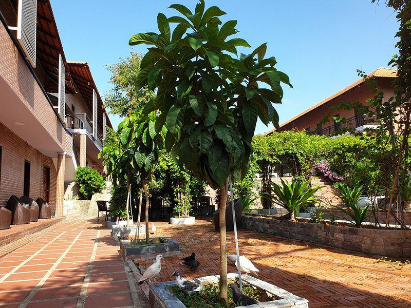 C4117F8548318A5503F59225B8EBAD4D