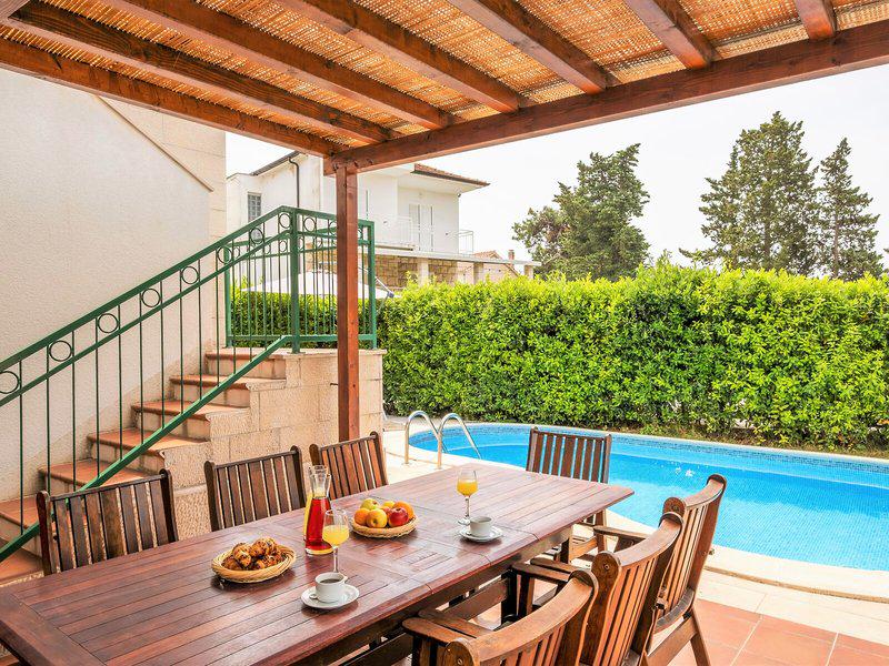 6B2492EA4FBD45F908177B4436E2FA32