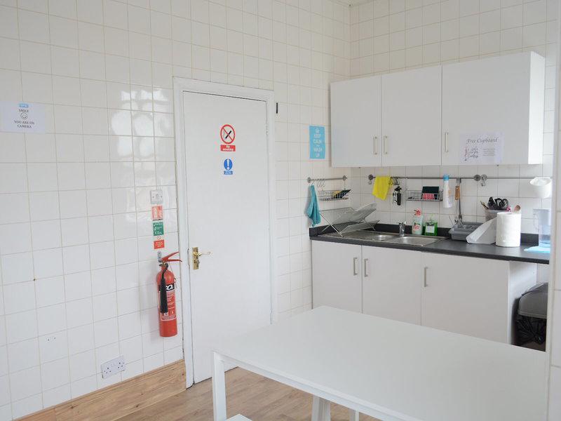 706AFB532A8EE7FE319B1260C74E0FF8