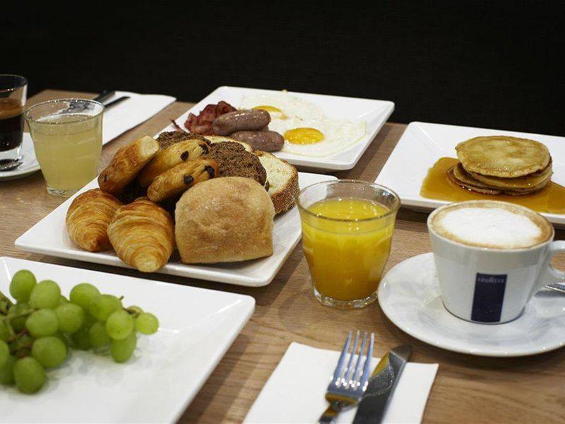 126101AC55A88AA23AC93B4C9499B88B