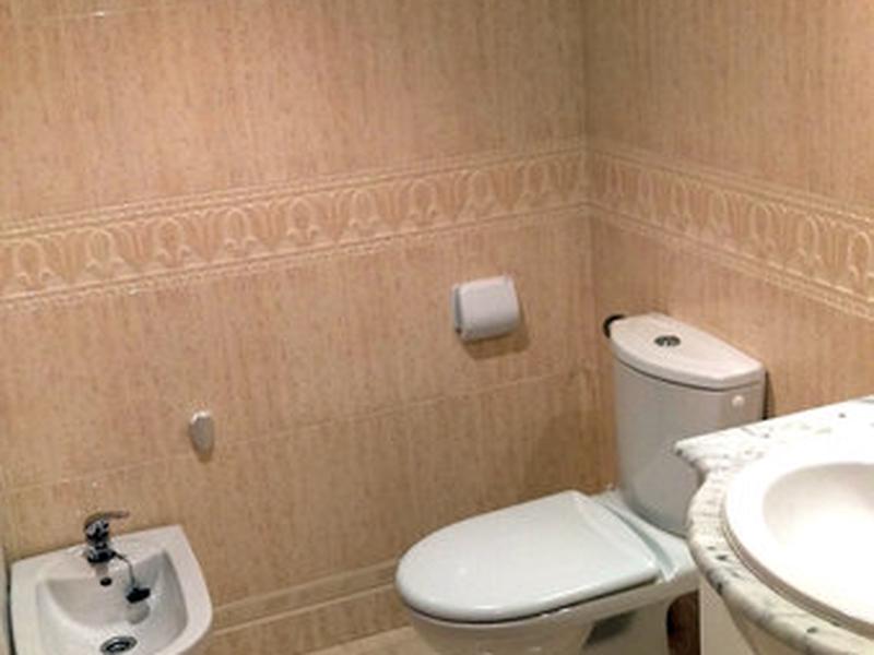 DA97AE0336A09F5338F85ECB4D2D81B1