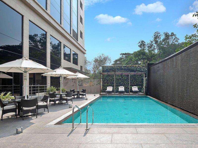 6CEB8A6B45309FE814218442B7F3C18E