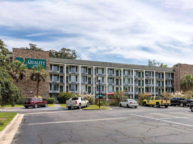 7D9594642F55573DDC4C2A1C10C205A2