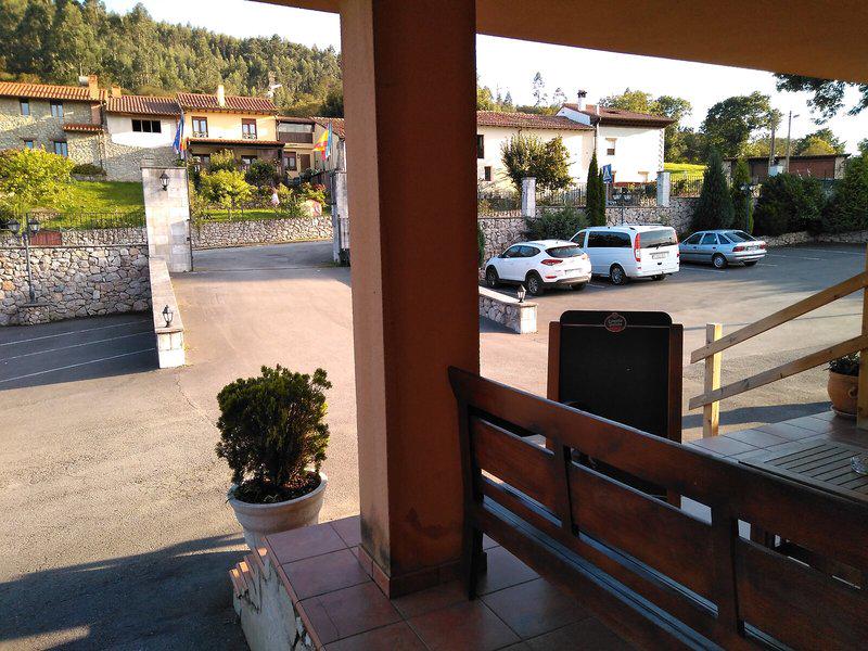 E70BB3D2E2AD7EA58956D1F405827A4A