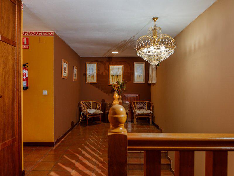 94CD9E2F4038311AEDF5791D4A3943BD