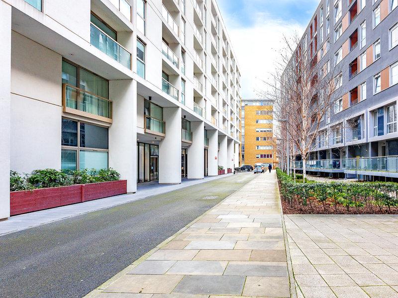 9F44E9F47AB818B673F0FCFB30BBA528