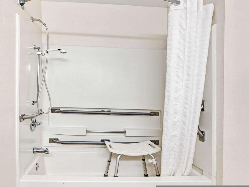 F669EC2FCFCCBBD74A764DEDF08A3FD1