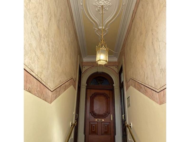 E19BF497F37F7C26622F06583782E8B5