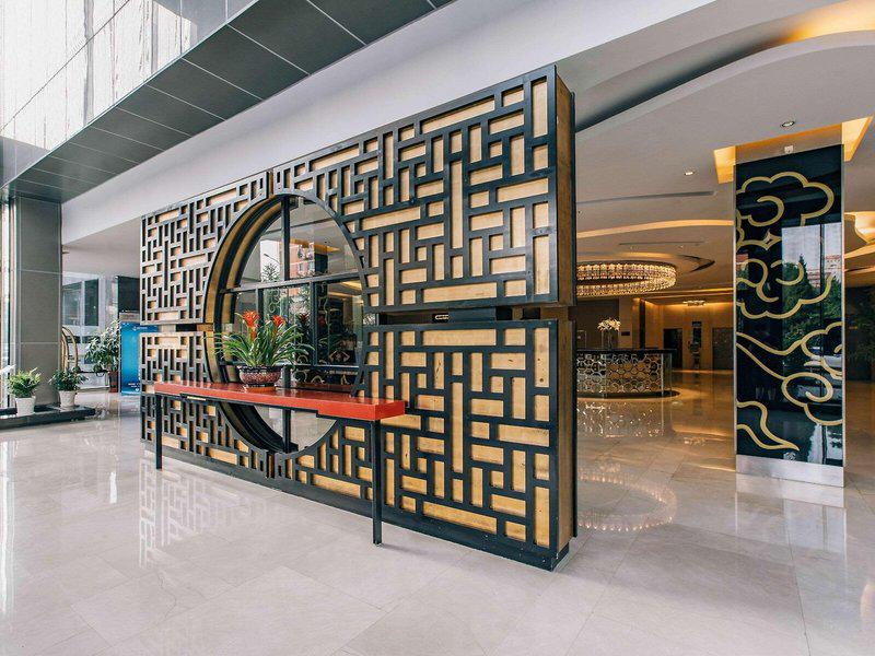 2FDC3CA9400B8DD4952D680296664B06