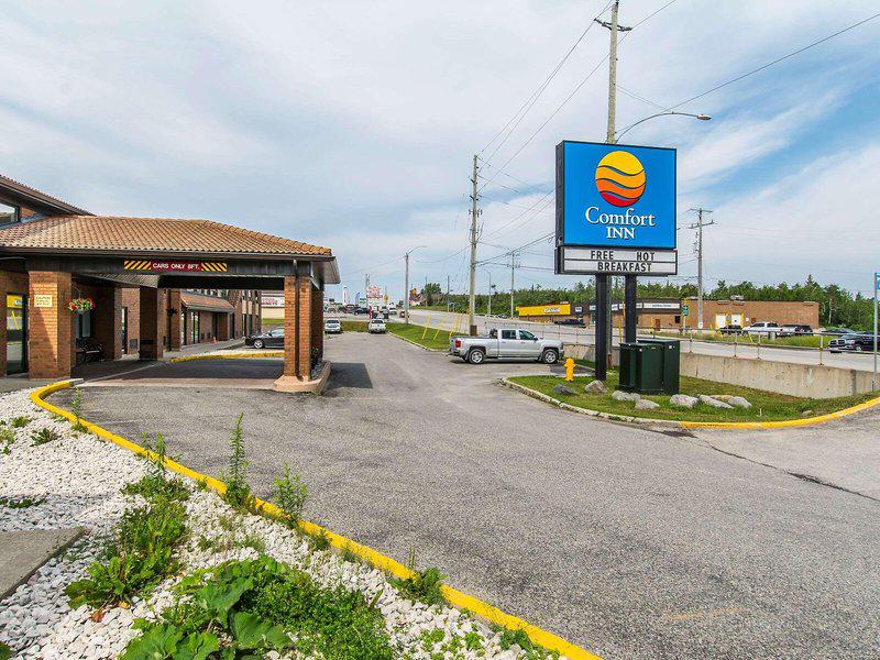 39927A3E8FA8AD13E1F2A02534CAA47E