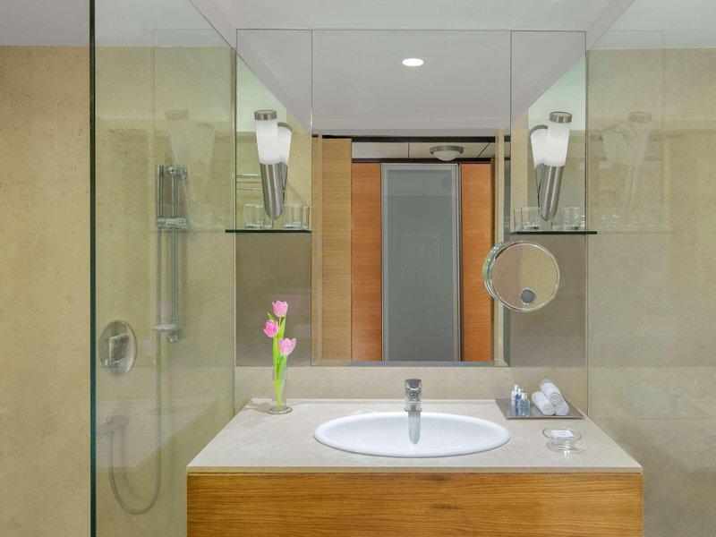 995F038F69804D43EA3F93B48CD5C554