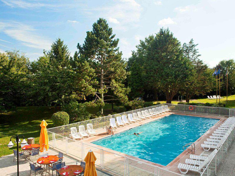 18BA742D576B45D2D13D33427F016E5A