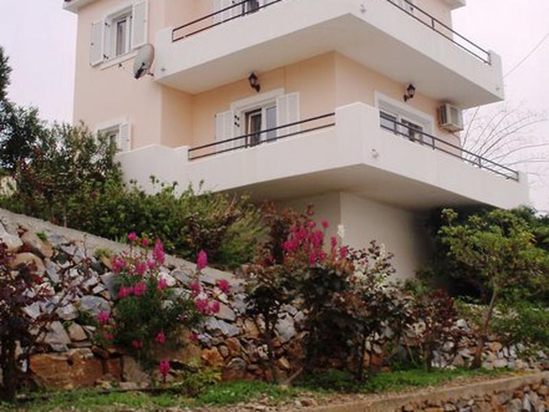 AF29B343E05F1C1061796EB3E1E0418A