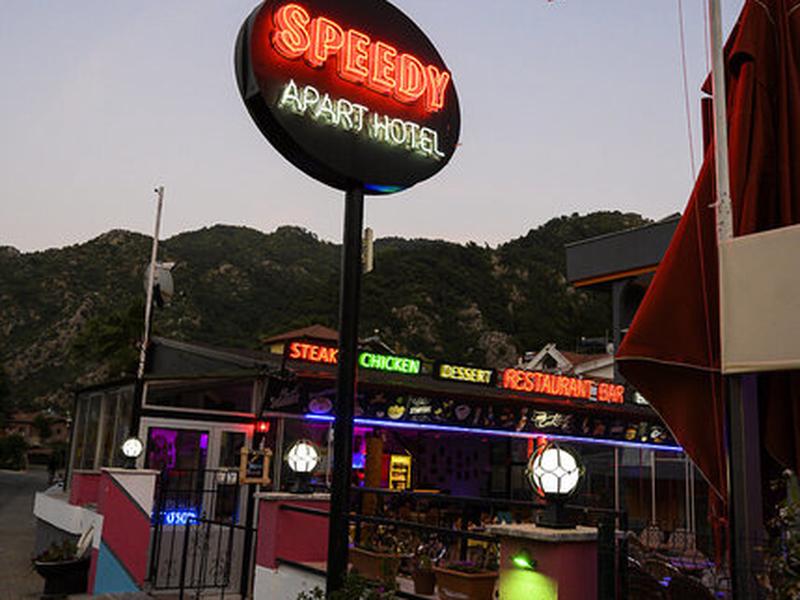 B786C23589F2479CAD2B7FE74F315583