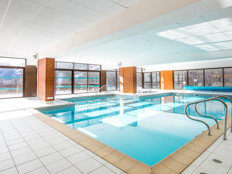 FFE99C38D8935B52F25DF784E2ADA689