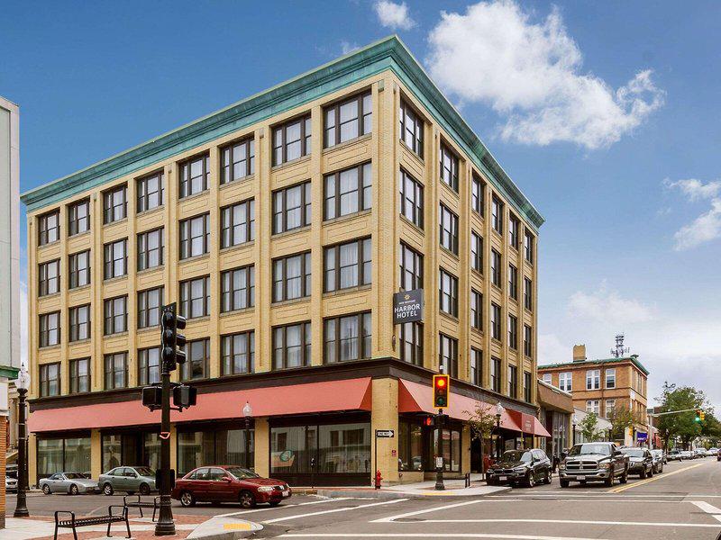 77A20340151F10E0ED7B90E40368F2E5