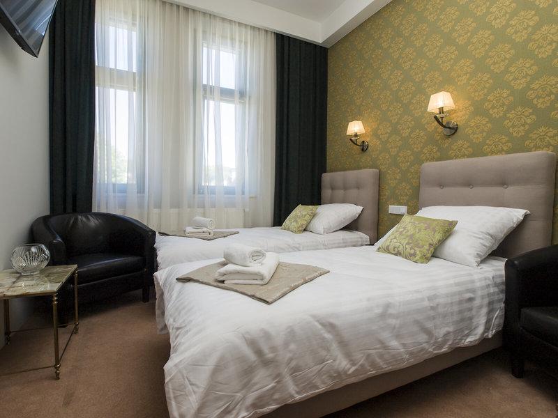 0980AAC546D1B211C291DAF8F3E46CF2