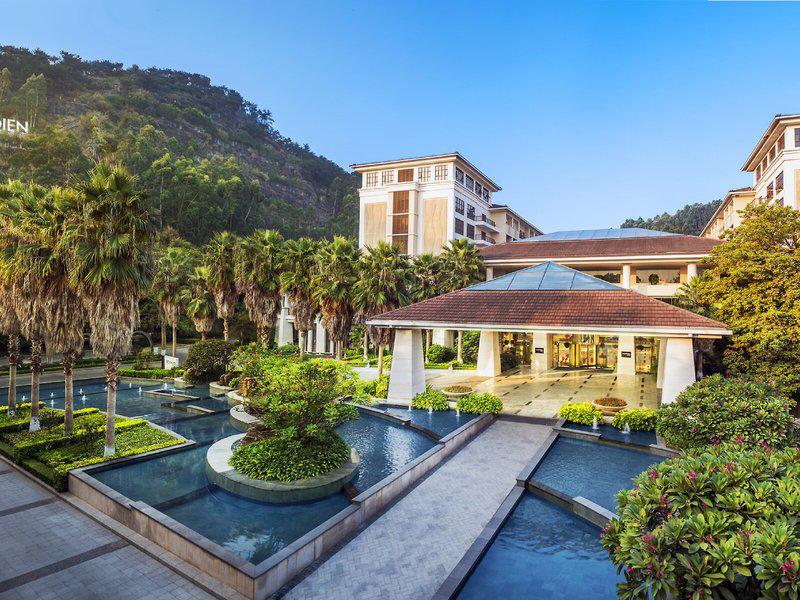 AEBCDEBDDCAD4263A13965C6799E22A2