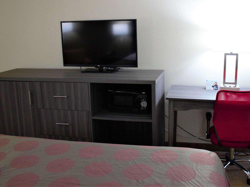 54BC83E1A566EF17AD108E6EAE01C9C9