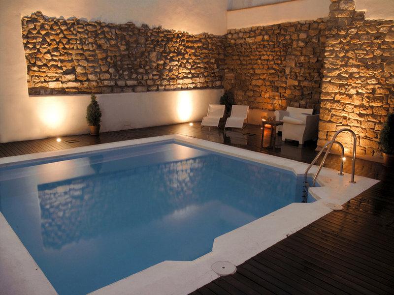 44F11CD8CE679D8482DDE8CBB68B7446