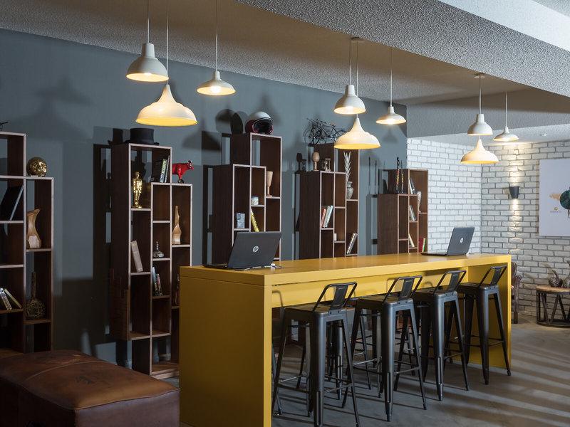 D64FB6734EE908469B94EF9B75AEBE53