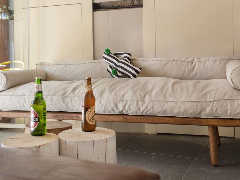 324DEAB5A0A53A50D45B0682F94E432D