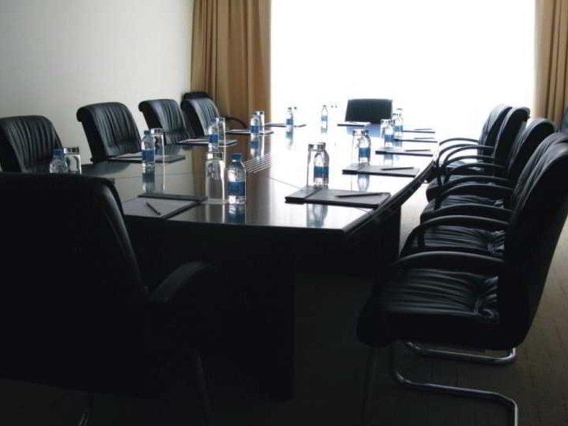 76AAB43A0807AF1103B7F07216F302E6