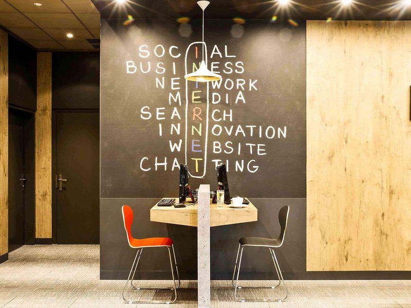 40F287C0D7B5380E866162D3810AC781