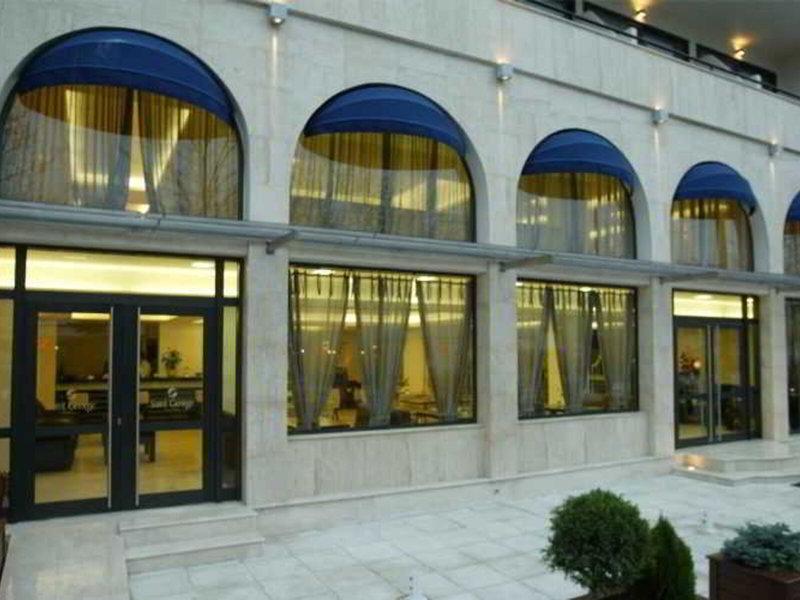 B2D713FE353C5DEE893F11BC8705A98B