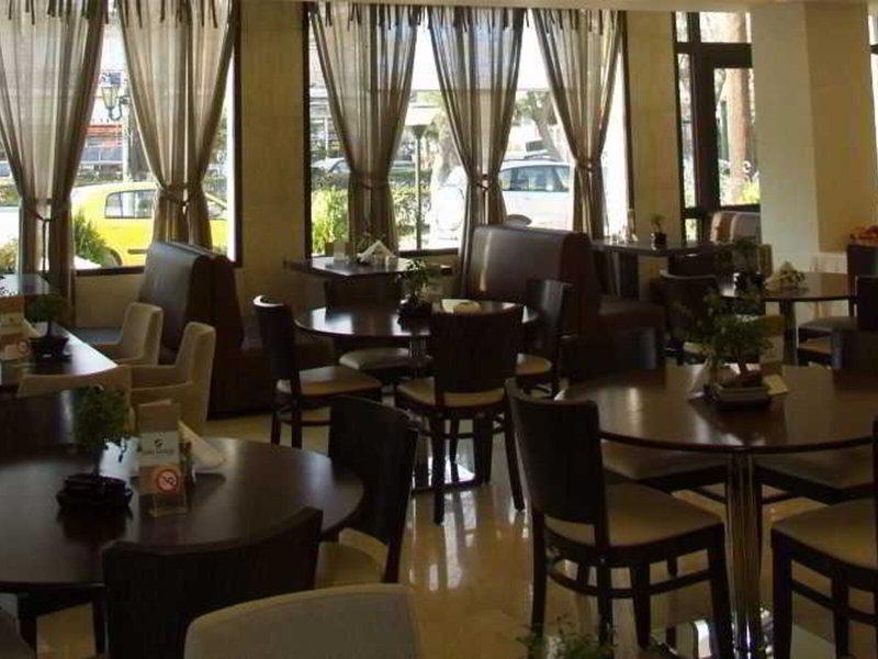 420396CF3AB3F9138C070D73C5493F9F