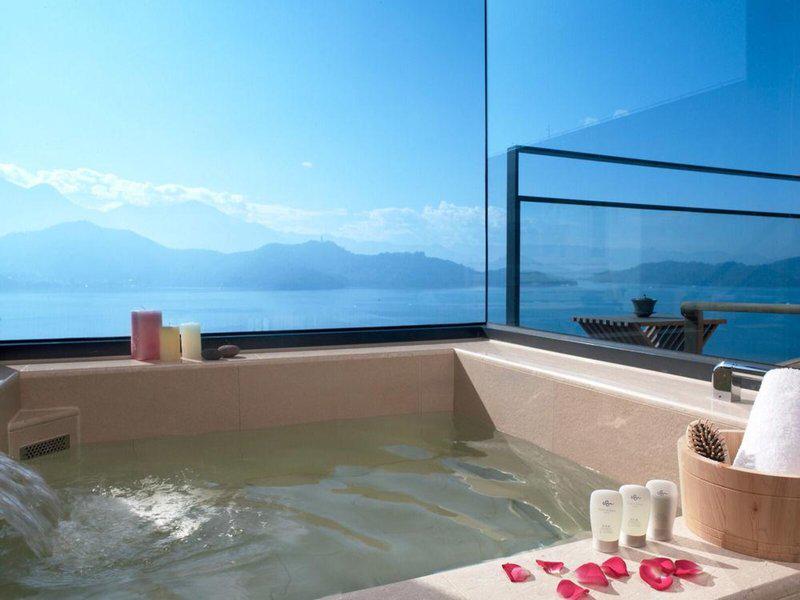 38C33E449975A826F86D76D4254E3A68