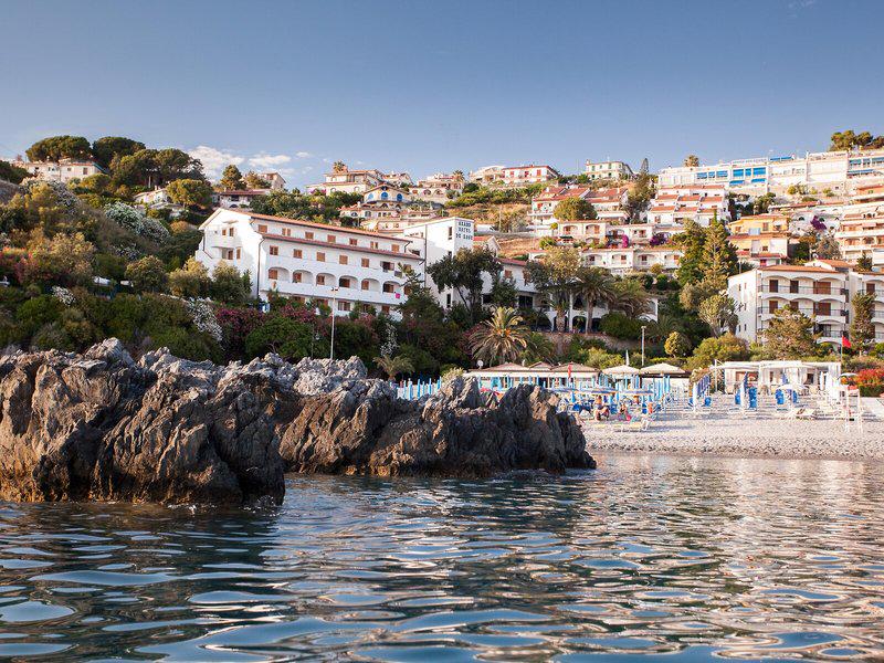 37C3E2248AD32D259B4EC540DAC96DB6