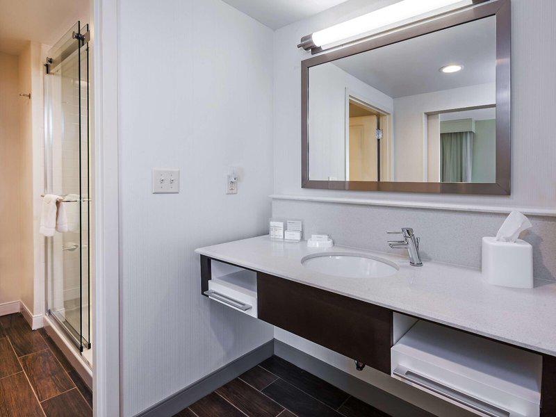 0432741A1930461A3254D21B0471EC53