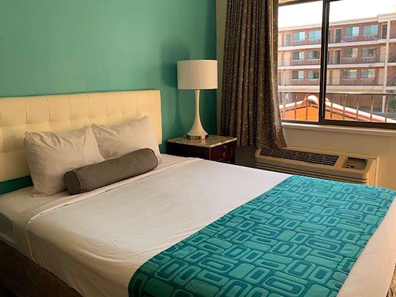 599A2CFFECC8D74430759B1D7E9FB183