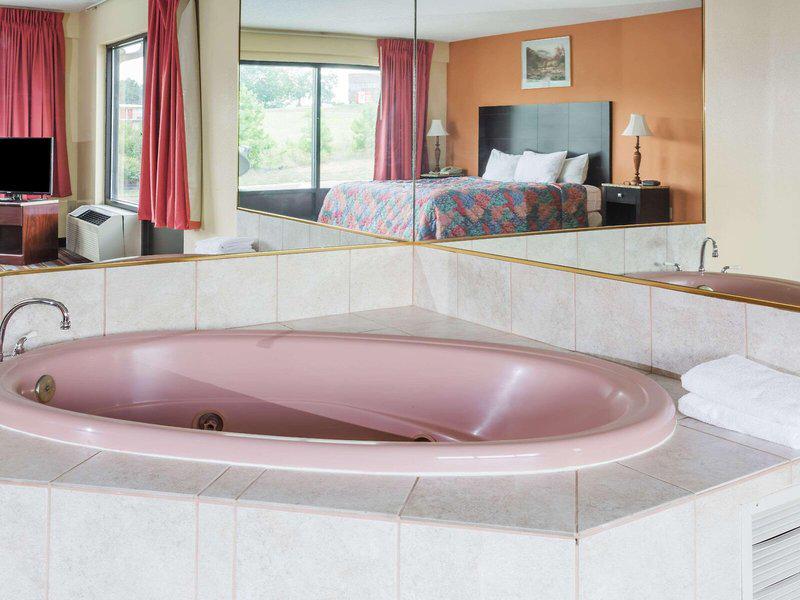 06CE702DE7AF40C0C4DBEF560AF666BE