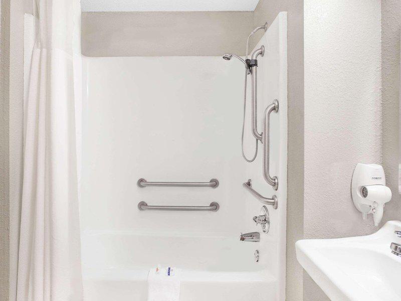 95F0EB2CBD6C13BCF1E7FD19A889ACB4