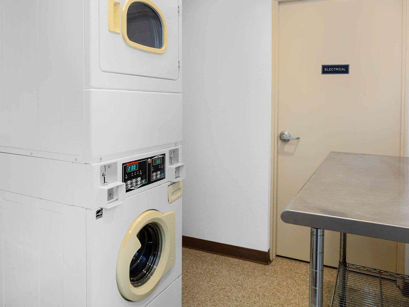 FB9F6246311E782E44D35C1DBD1C8CA5