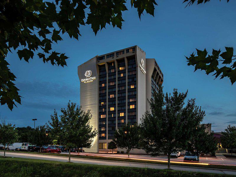 67BE7CCA2C4BC41961633E339581910B