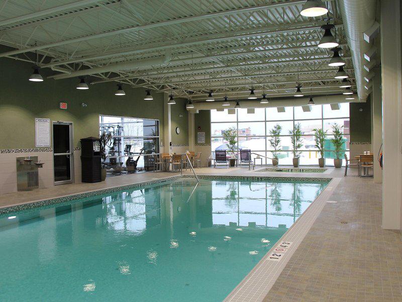 E27BAE5786DAAC9D9C76AEF46F7AADF2