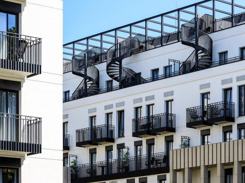 41E8F8B35FF6A5E7DC77290BD0219BD1