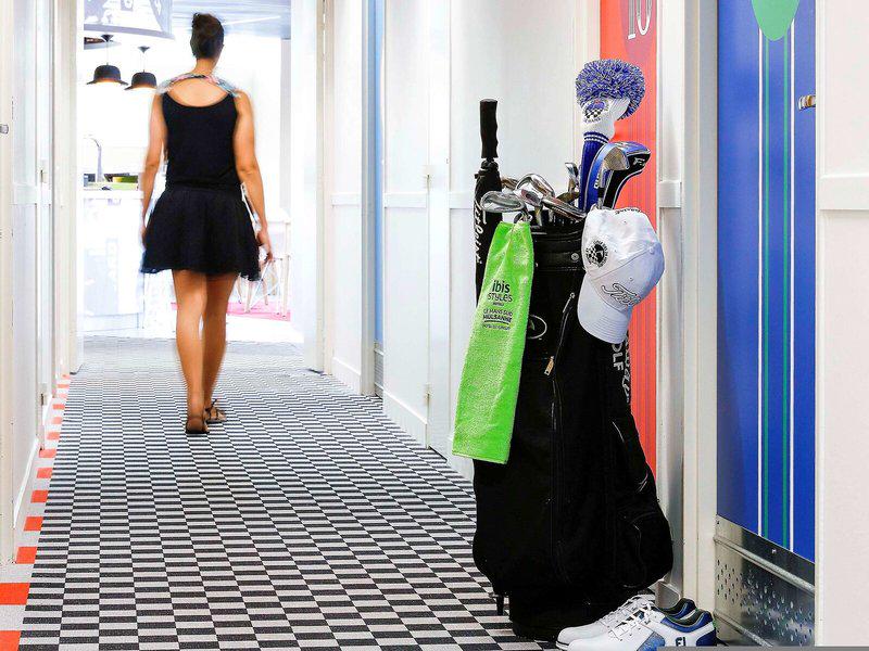 922CDD27D9933CC8C9B3444D47879449