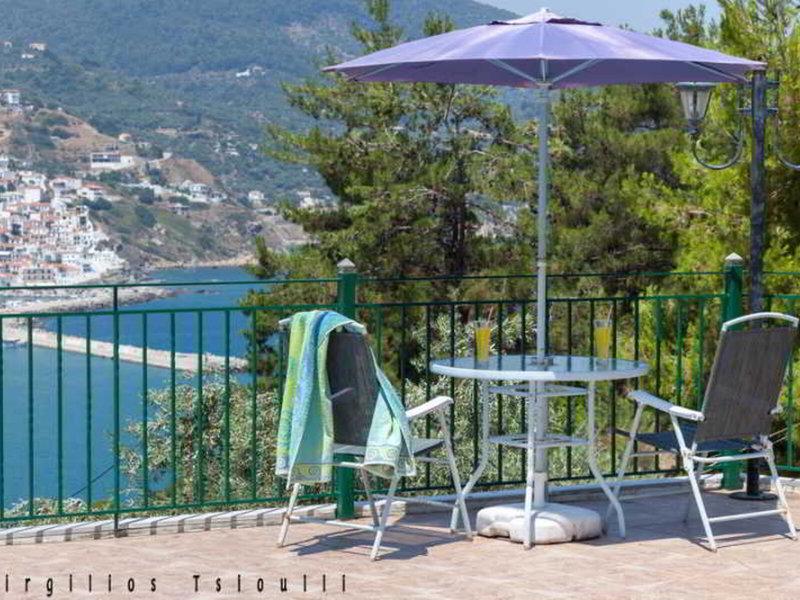 1B5361D16FA5B6EE7E92D61894B2FDB7