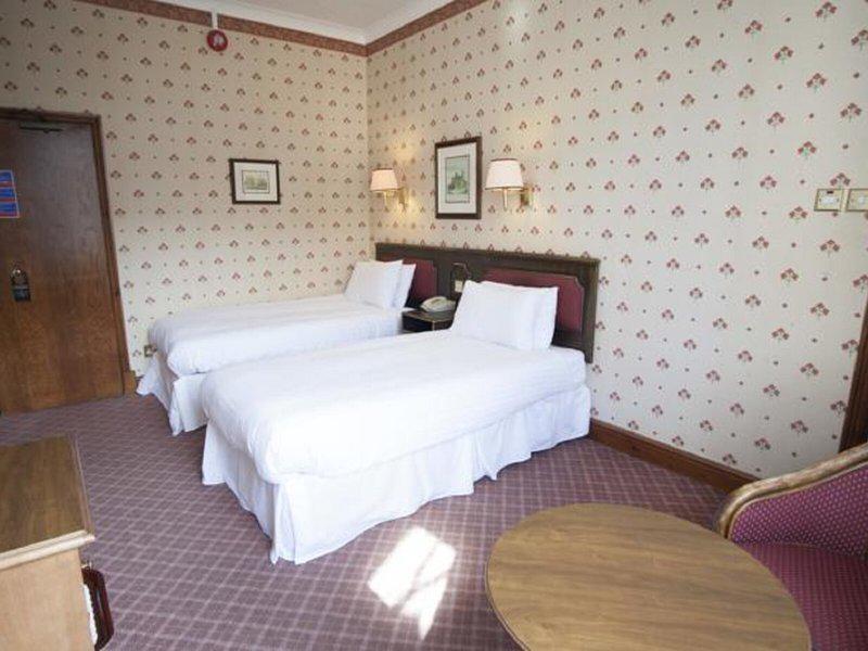 275218AAB8F79C5E48D73F9972D045B8