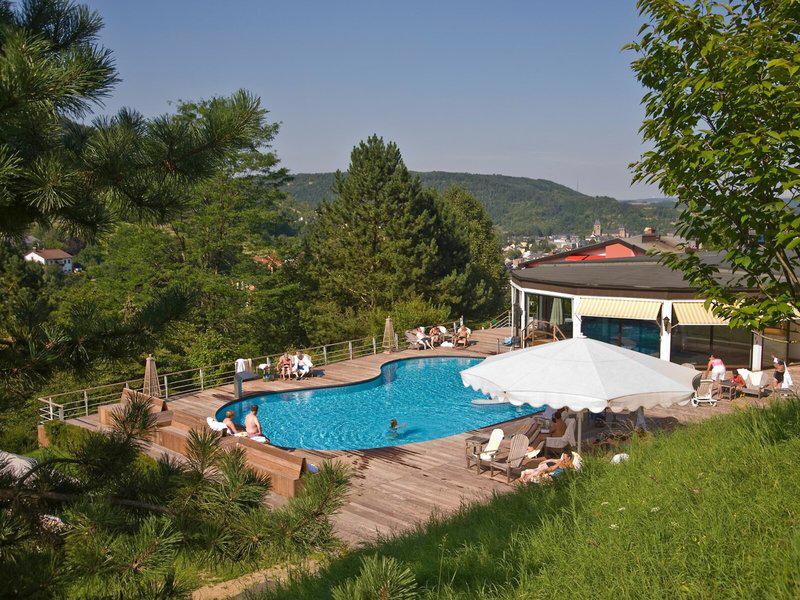 F8F1E9387844FEAE7C725C189D6B3EB9