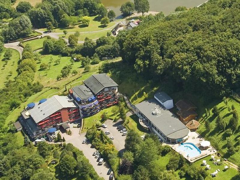 C584616AB15E6D7F00190AD447A783EB