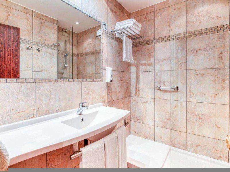 F53872A29ECF9C8A74B82ED9B4344A1F