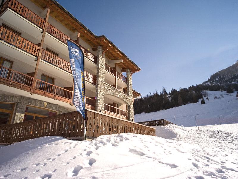 C93F8A88699FDE7F5E9B4ACCAA0AD809