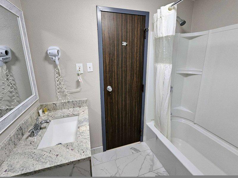 AE91531944413068A6319A05BB4461F8