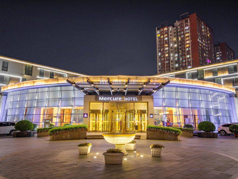 8FE1A08E5E98E6927AF8F3FC398BED0B