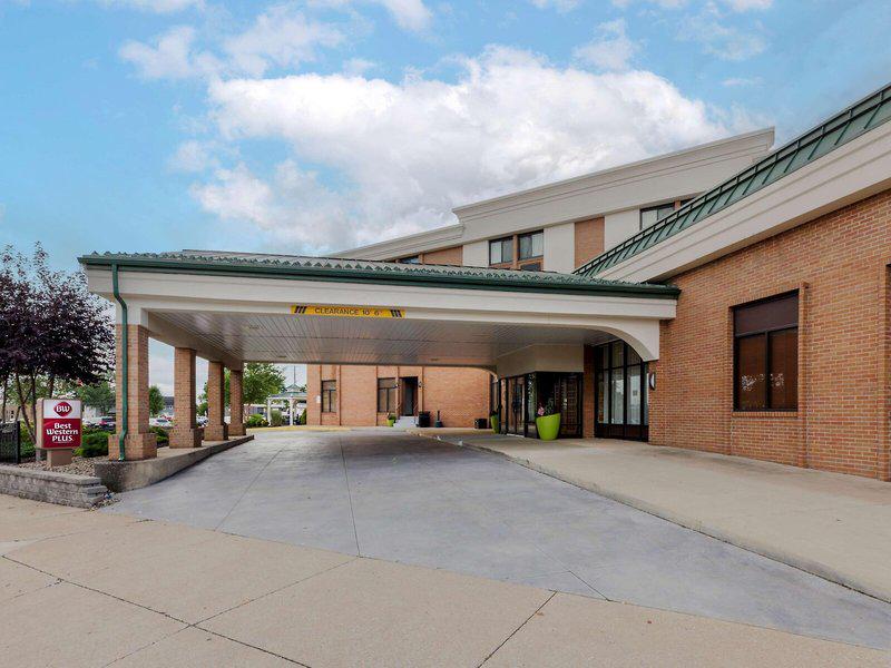 5DE1B2B4589AE97BC7986FB1EE89754C